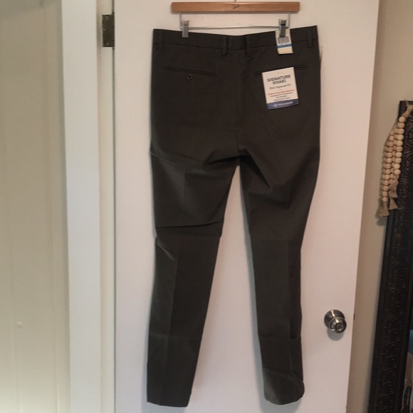 NEW Dockers Signature Khaki. W36 L34 - Picture 6 of 10